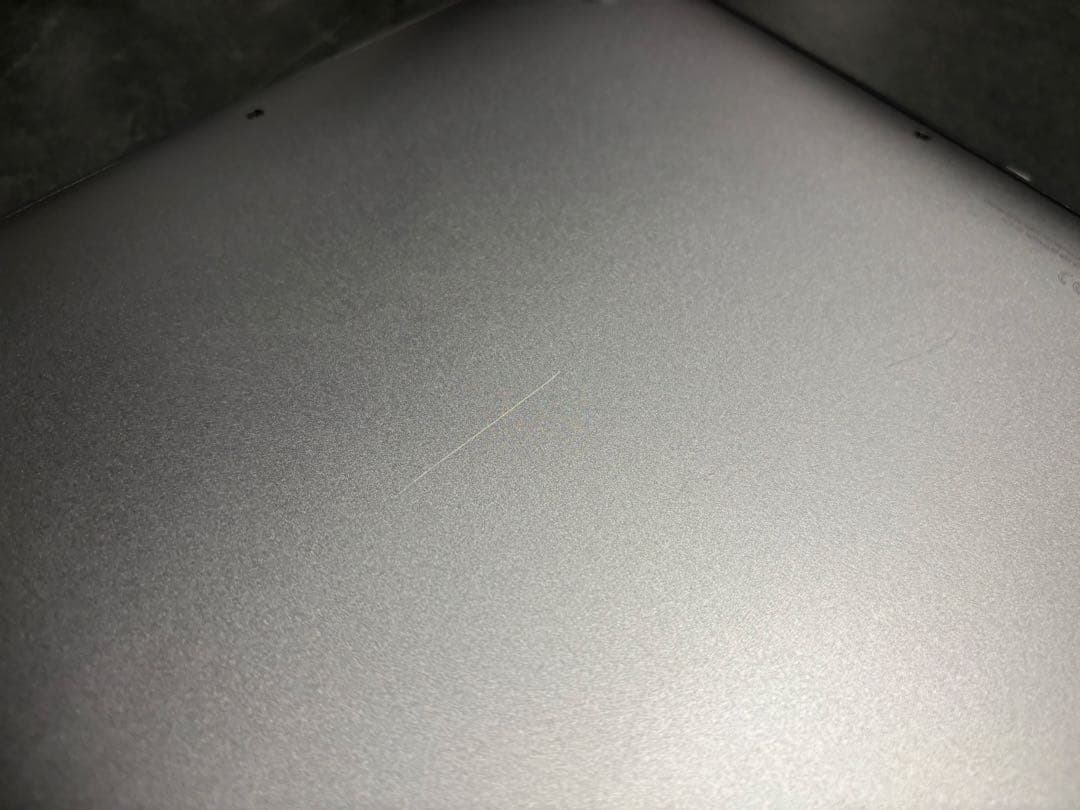 充放電84回MacBook Air2018 8GB 箱・純正充電器付初期化済み - メルカリ