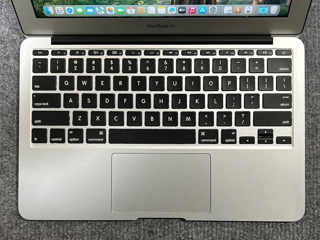 MacBook Air 2014 8Gb 256GbSSD 11インチ USキー - メルカリ
