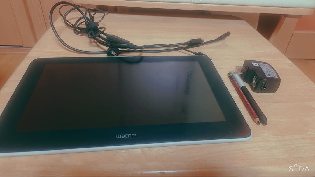 Wacom One ペンタブレット 本体 ジャンク品 レンタル] Wacom ワコム One 液晶ペンタブレット 13 - Rentio[レンティオ]