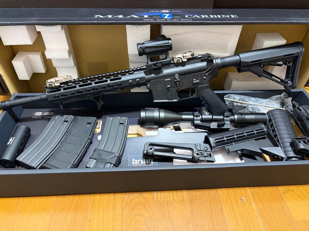東京マルイ M4A1 CARBINE ガスガン TOKYO MARUI（東京マルイ） M4A1カービン ガスブローバックマシンガン