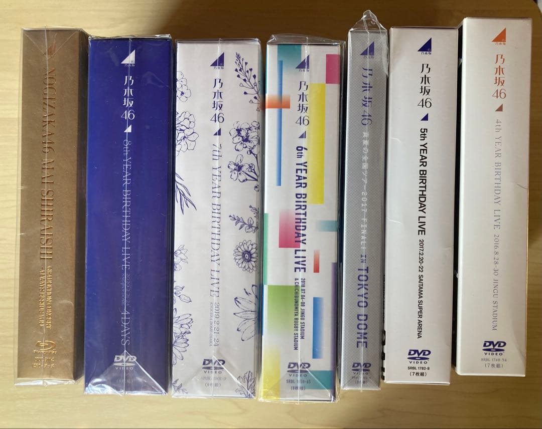 乃木坂46 LIVE DVD,Blu-ray/MVほか まとめ売り14セット 乃木坂46 全ライブDVD一覧とおすすめ3選【見所/セトリも】 │ Nogizaka