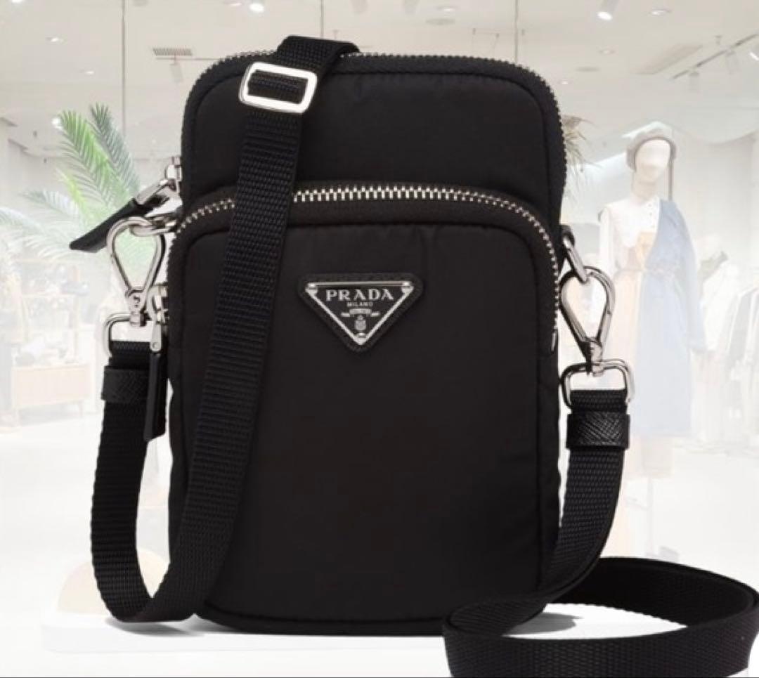 ［即決可］PRADA リナイロン スマホケース ブラック org.jpg
