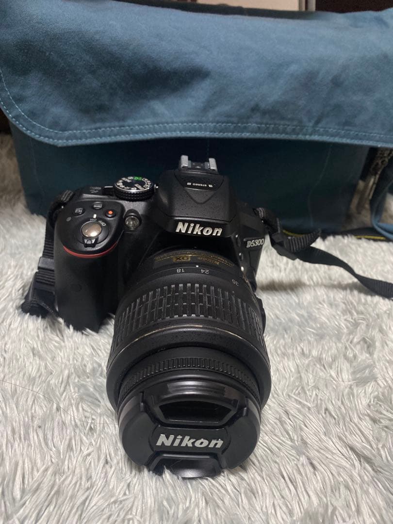 【美品】Nikon D5300 18-55レンズキット ニコン（Nikon） デジタル一眼 Nikon D5300 AF-S 18-55 VR II レンズ