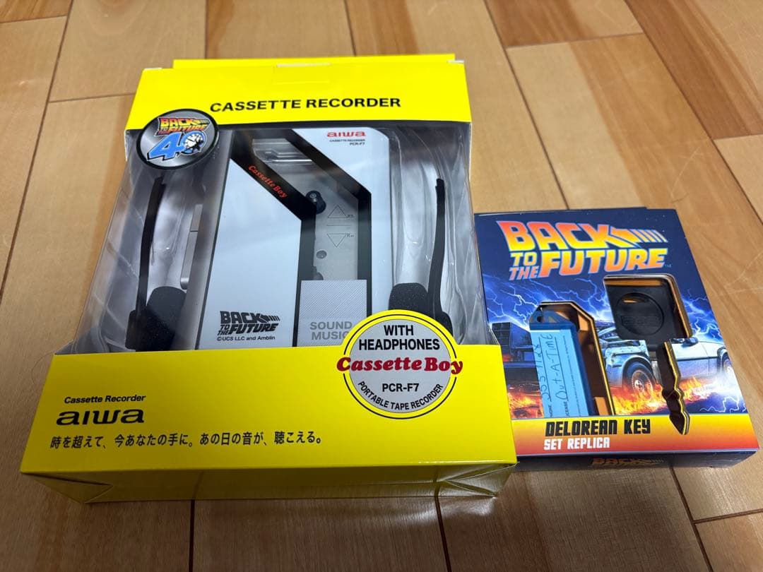 d*3様 aiwa PCR-F7 バック・トゥ・ザ・フューチャー+デロリアンキー Back To The Future 40th Portable Cassette Player AIWA Cassette Boy