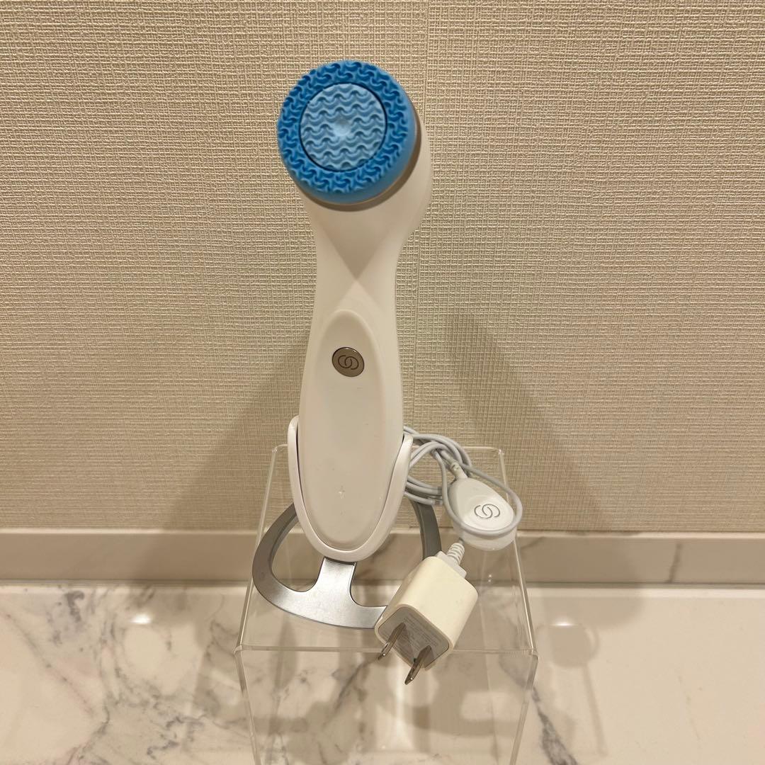 Nuskin LumiSpa ルミスパ 新タイプ 美顔器 洗顔ブラシ ルミスパ スターター キット｜ニュースキンの辛口レビュー - 毛穴悩み