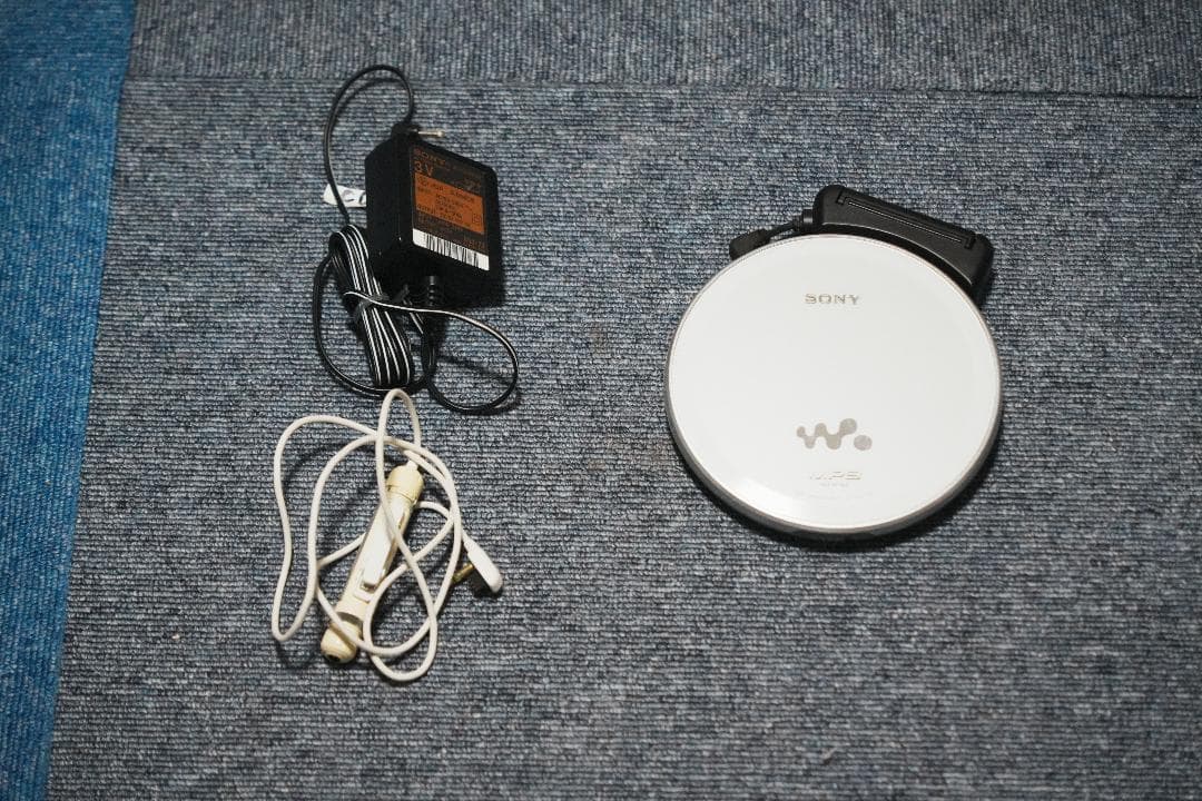 SONY　CD WALKMAN D-NE730　動作確認済み SONY D-NE730 ソニー CDウォークマン WALKMAN CDプレーヤー 動作未確認