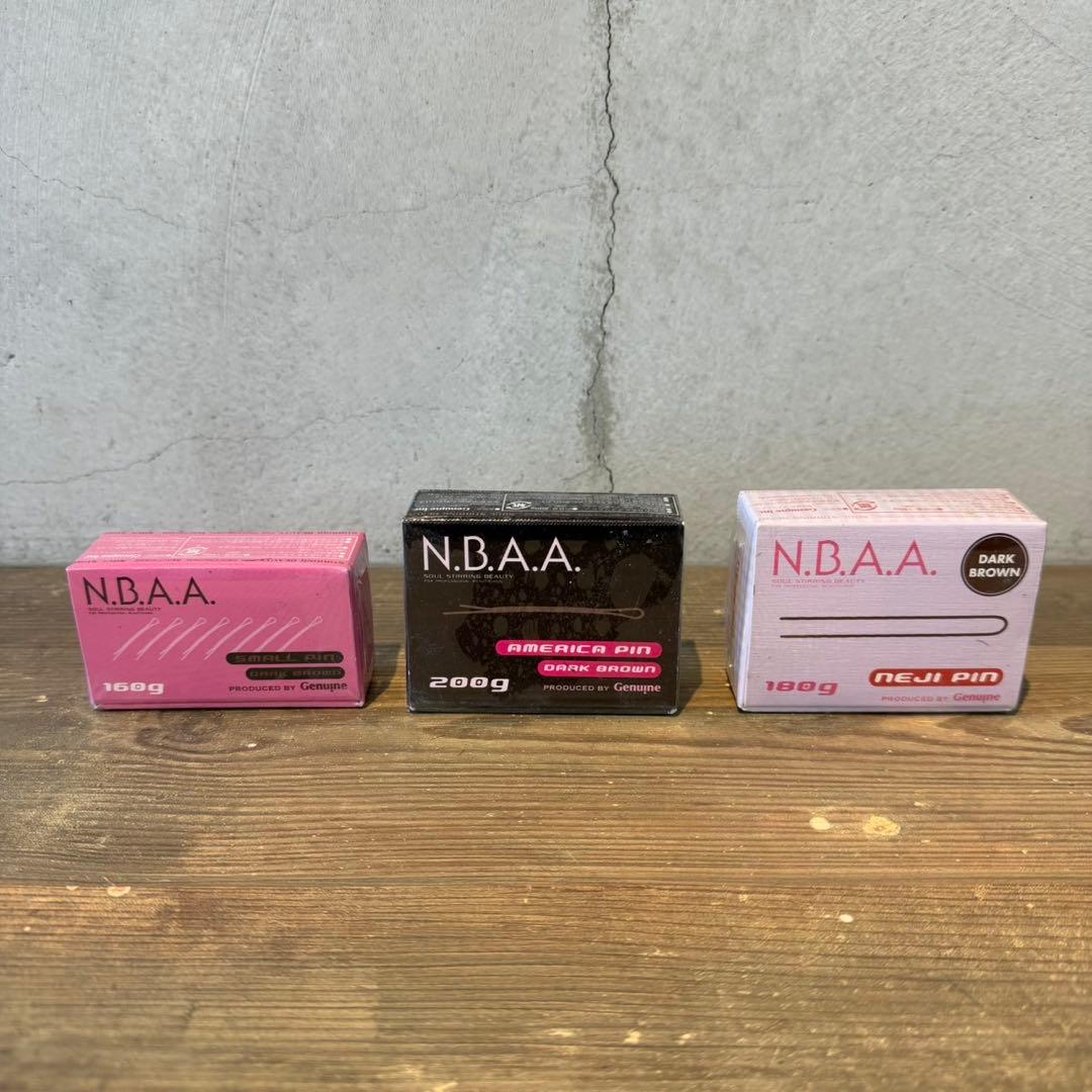 NBAA ヘアアレンジセット ブラシ ピン コーム まとめ売り - メルカリ