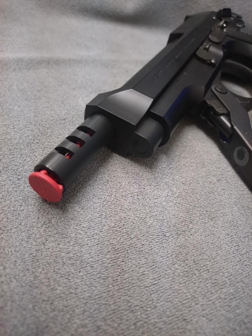 東京マルイ M93R 18歳以上電動ハンドガン オールブラックおまけ付き TOKYO MARUI（東京マルイ） M93R 18歳以上用 電動ハンドガン ブラック