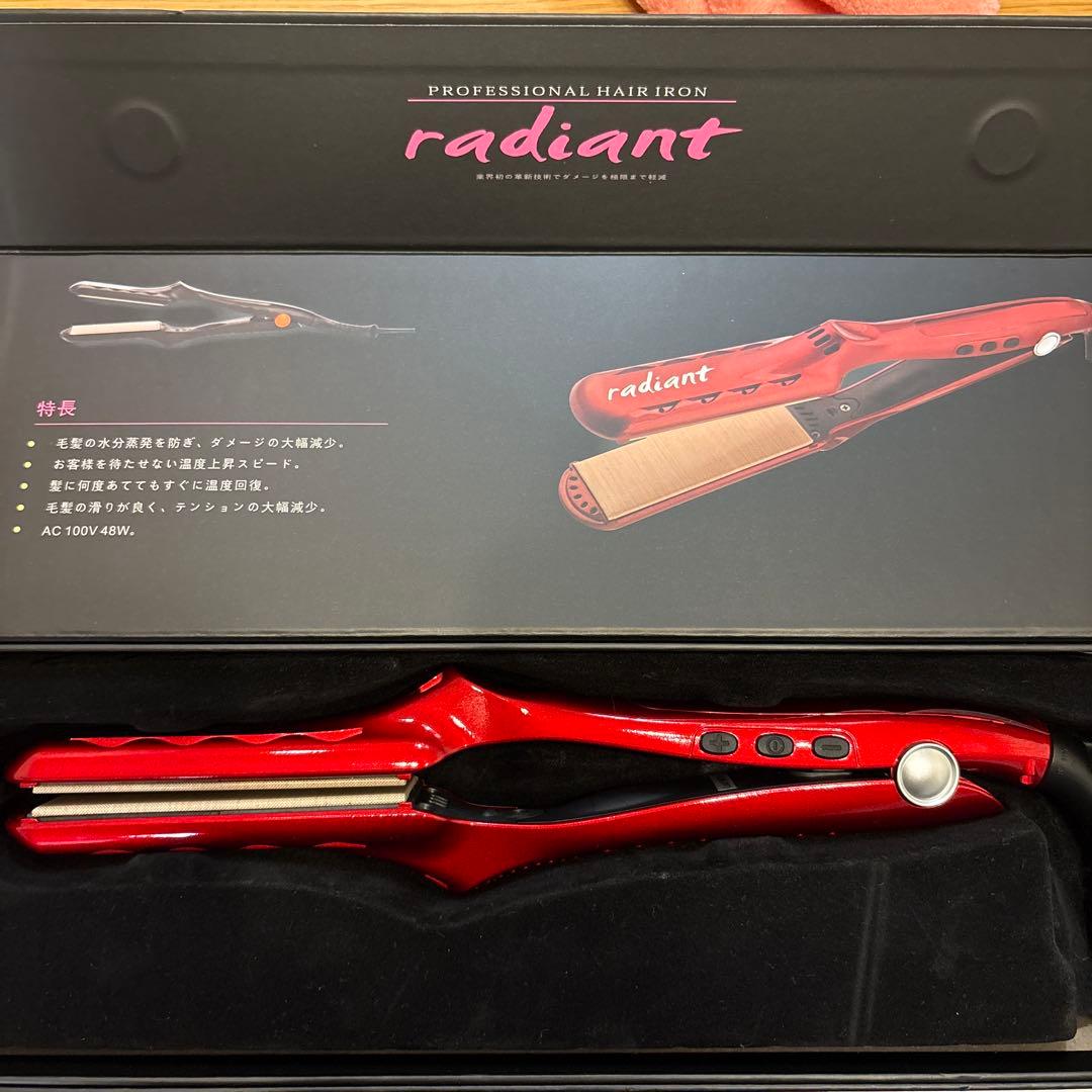 【美品】radiant プロフェッショナルヘアアイロン 35mm radiant（ラディアント） 35mm シルクプロアイロン ヘア シリアル
