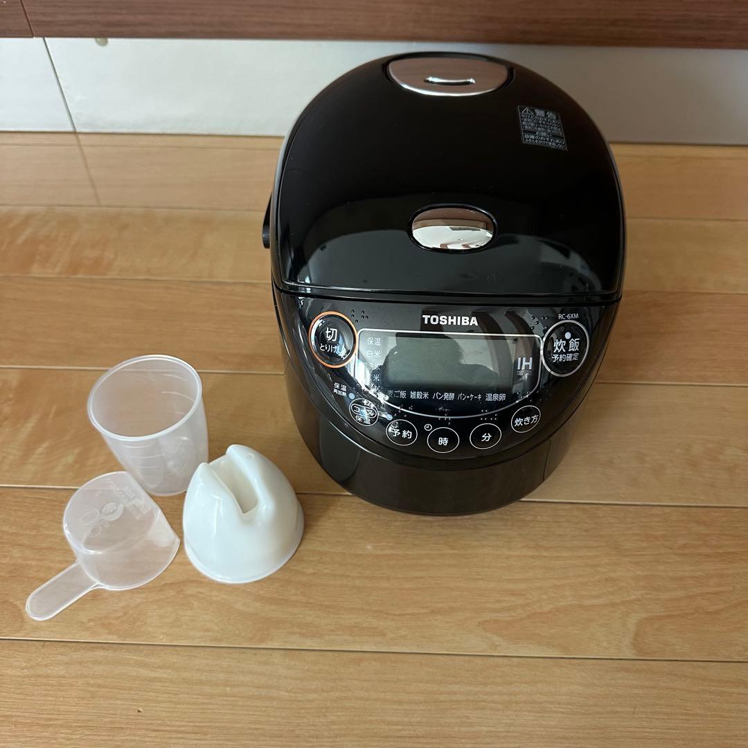 【TOSHIBA】炊飯器 RC-6XM (3.5合炊き) Amazon | 東芝 炊飯器 3.5合 一人暮らし IHジャー炊飯器 保温白米24