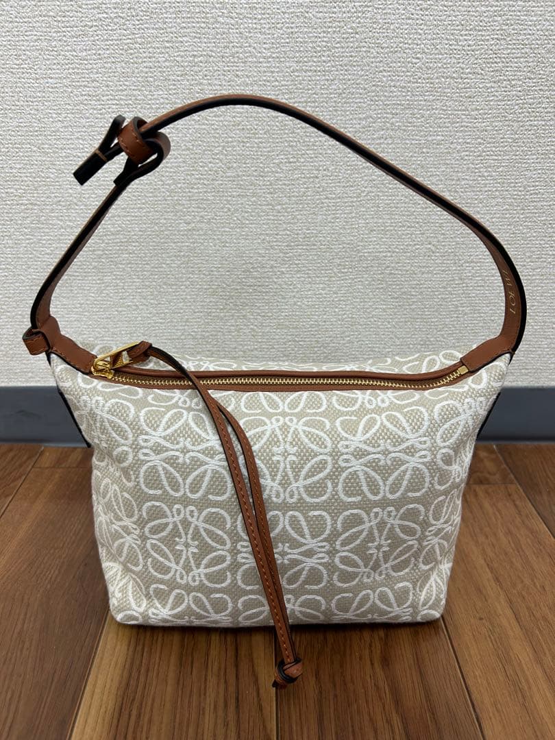 ロエベ キュービィ アナグラム ショルダーバッグ LOEWE（ロエベ） キュービィバッグ スモール アナグラム ジャガード