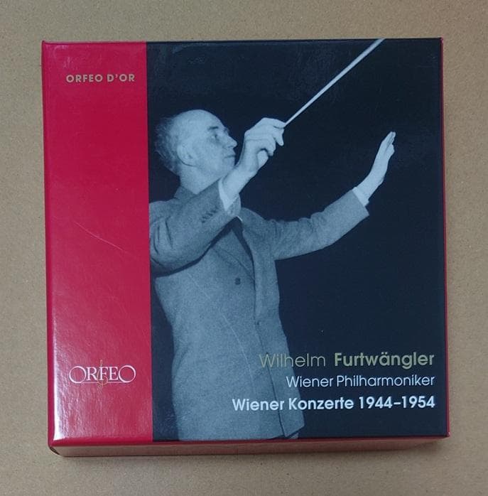 フルトヴェングラー ウィーンでの演奏会 Wilhelm Furtwangler Amazon.co.jp: フルトヴェングラー : ウィーンでの演奏会 1944 - 1954