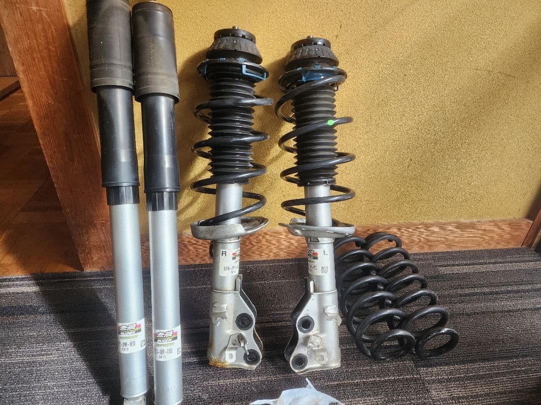 タ*ツ様 ホンダ ヴェゼル 無限サスペンションセット Amazon | 無限(MUGEN |ムゲン) ヴェゼル VEZEL スポーツサスペンション