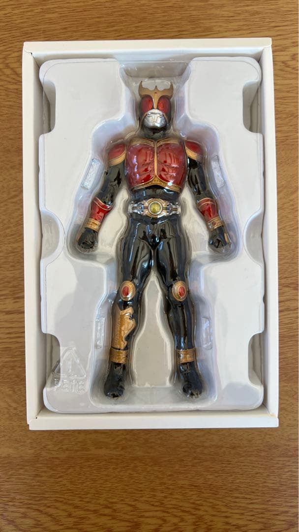 S.H.Figuarts 真骨彫製法 仮面ライダークウガ ライジングマイティ