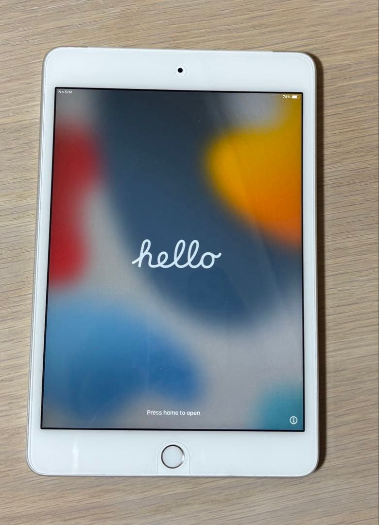 iPad mini4 wifi+cellular 128GB　シルバー Amazon.com : Apple iPad mini 4 (Wi-Fi, 128GB) - Silver : Electronics
