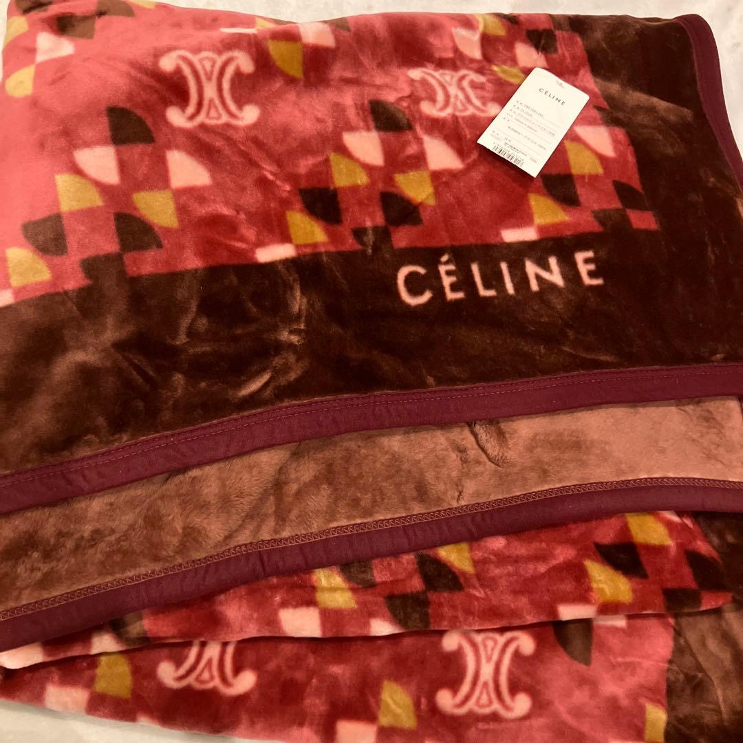 新品未使用　箱無し　CÉLINE アクリル毛布 140cm×200cm 西川産業 未使用】CELINEセリーヌ ウール混毛布 140×200cm ピンク｜Yahoo!フリマ