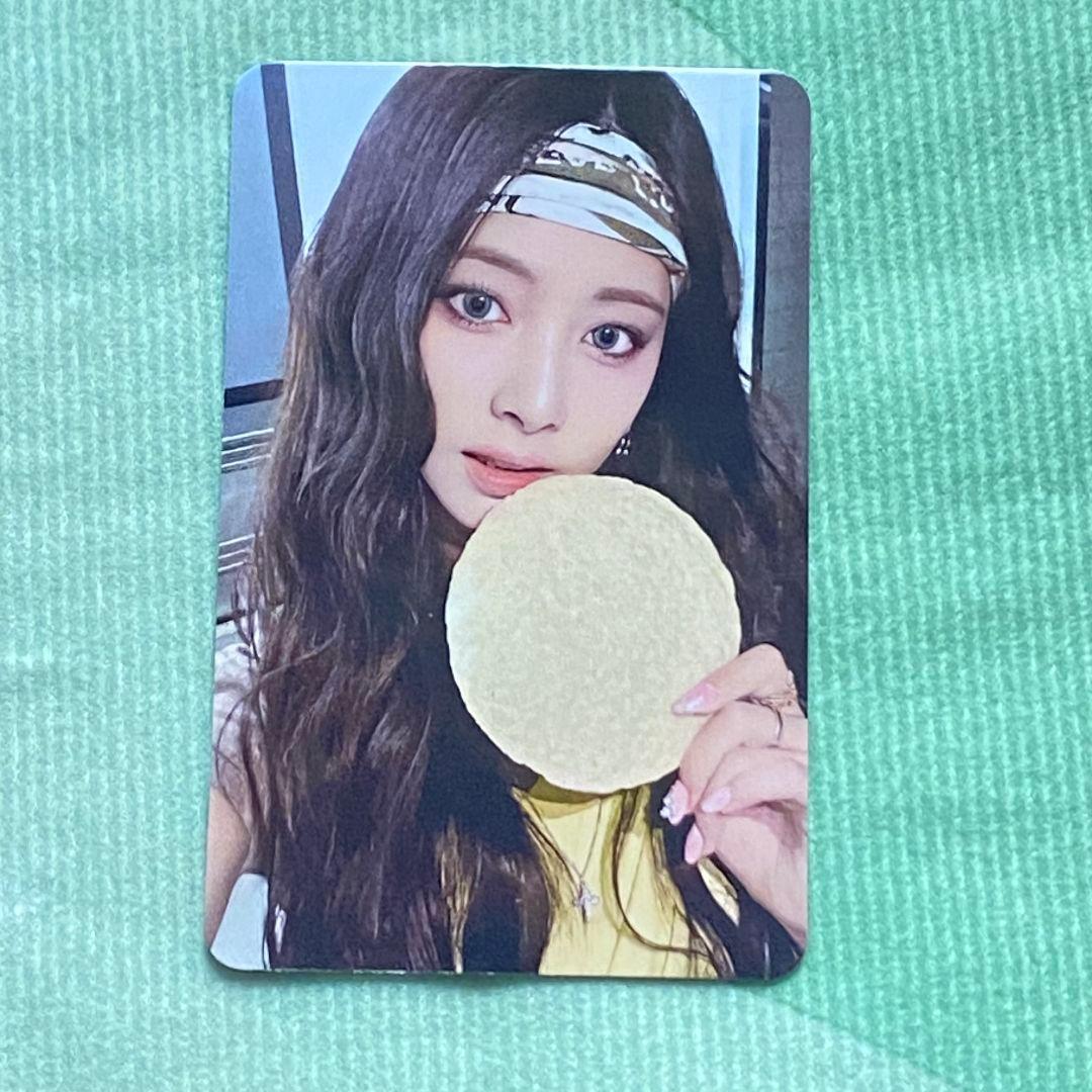 TWICE ツウィ THIS IS FOR 事前収録 トレカ TWICE ツウィ トレカ2枚セット thisisfor - メルカリ