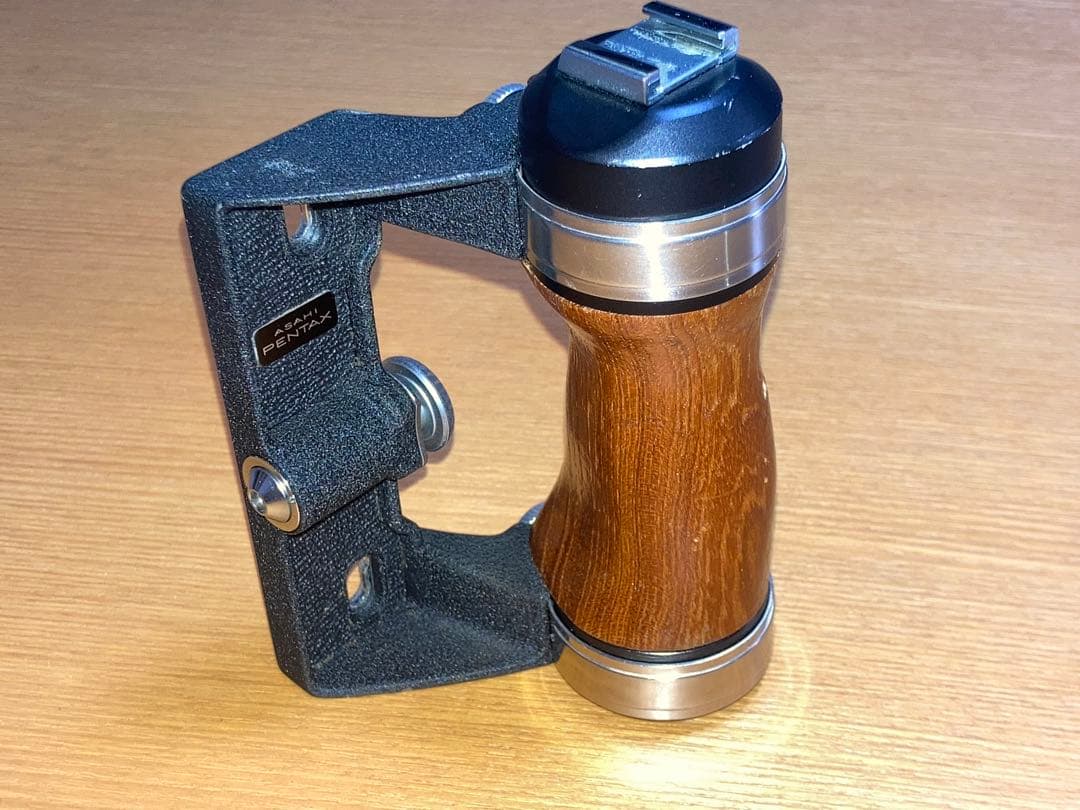 ペンタックス ６X７グリップ Amazon | PENTAX 6x7 67用木製グリップ | カメラ用カメラグリップ 通販