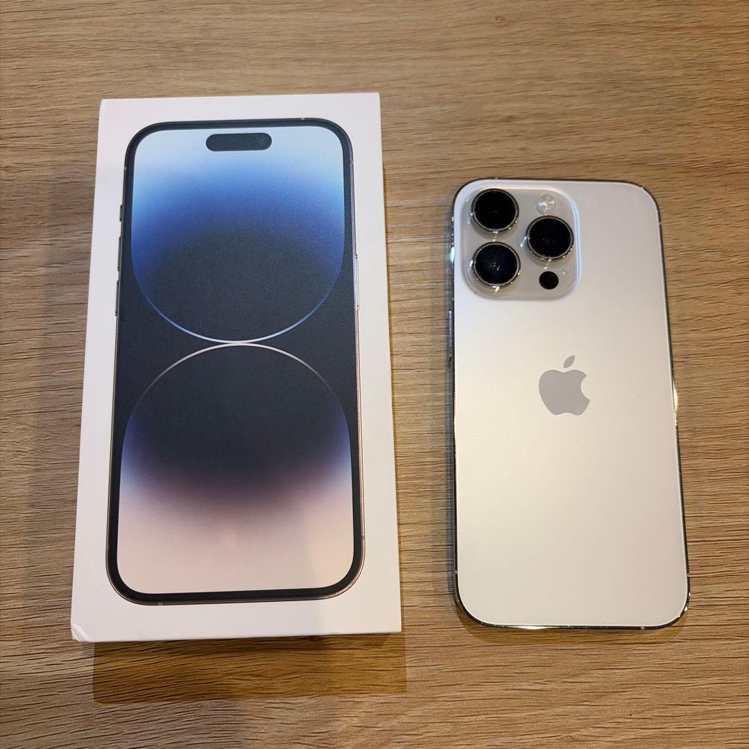 Apple iPhone 14 Pro シルバー 本体 - メルカリ