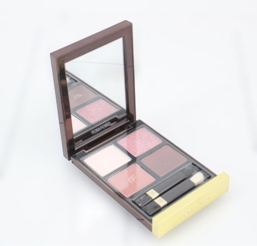 TOM FORD アイシャドウパレット クォード 030 インソレント ローズ アイ カラー クォード 030 インソレント ローズ / TOM FORD BEAUTY