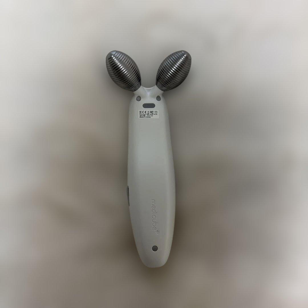 AGE R DERMA EMS SHOT 美顔器 メディキューブ - メルカリ