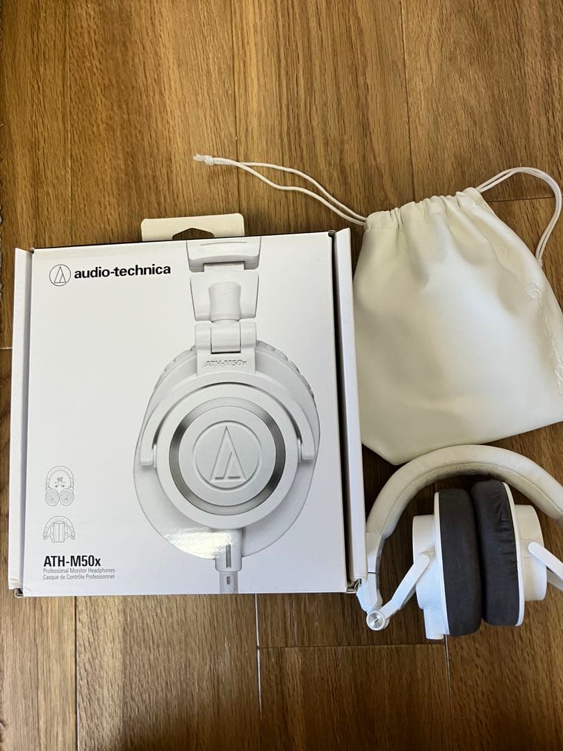 ATH-M50x ホワイト　オーディオテクニカ Amazon.com: Audio-Technica ATH-M50x Professional Monitor