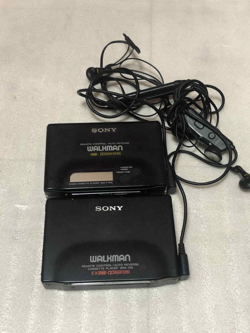SONY WALKMANソニー ウォークマン カセットプレーヤージャンク品2個 ジャンク SONY WALKMAN WM-F202 赤 カセットプレーヤー - メルカリ
