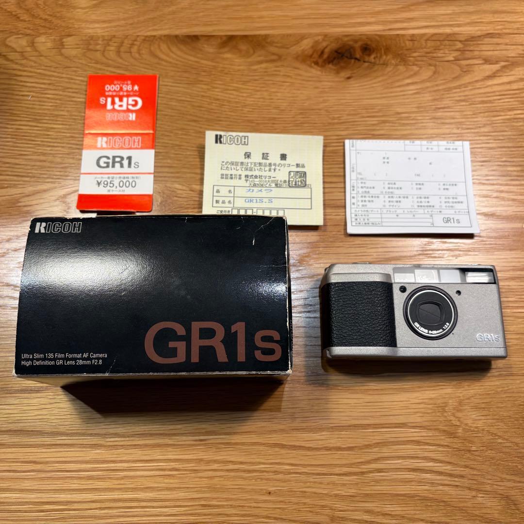 RICOH GR1s フィルムカメラ 箱付き リコー GR1 (GR1s、GR1V、GR21)｜買取価格上昇中の異色の高級