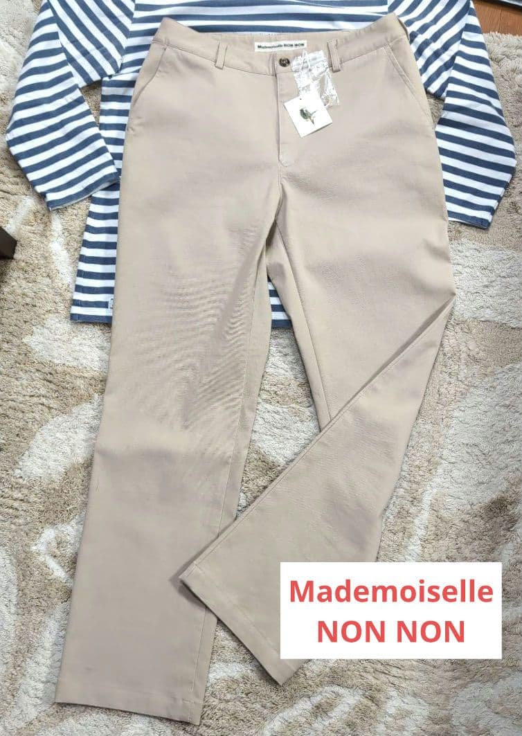 【美品試着のみ】マドモアゼルノンノン　チノパンツ　Ｍ マドモアゼルノンノンMademoiselle NON NONストレッチストレートデニム